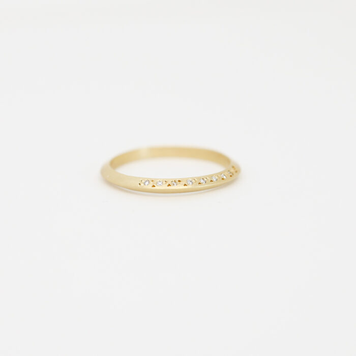 sarah mcguire pavé knife edge band with diamonds, yellow gold