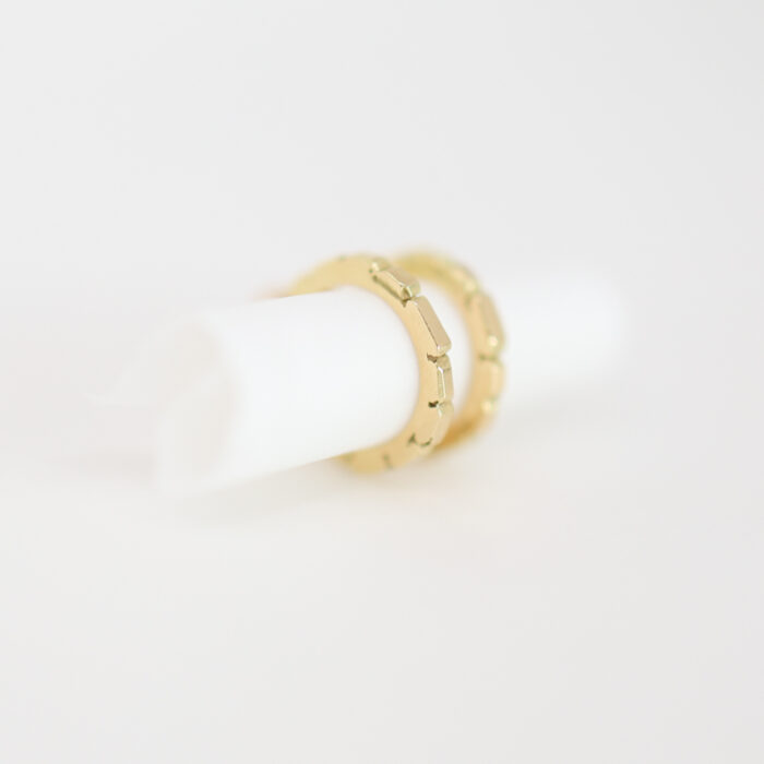 sugar brick vertical huggie hoops - Image 2