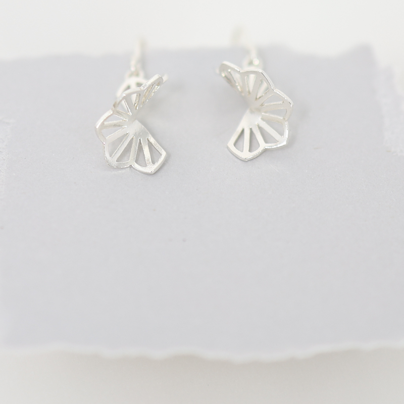 karin jacobson petite hyacinth fold earrings in bright white silver