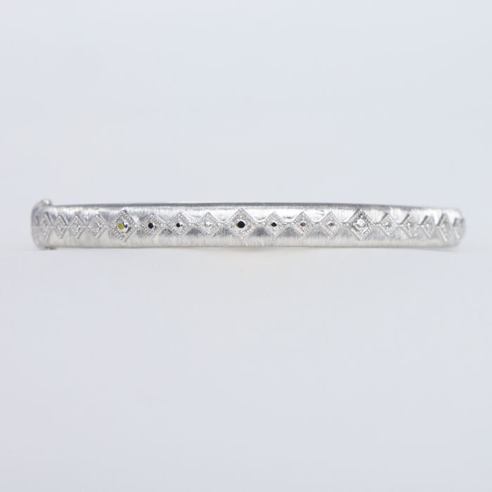 mixed metal continuous diamond kite bangle - Image 4