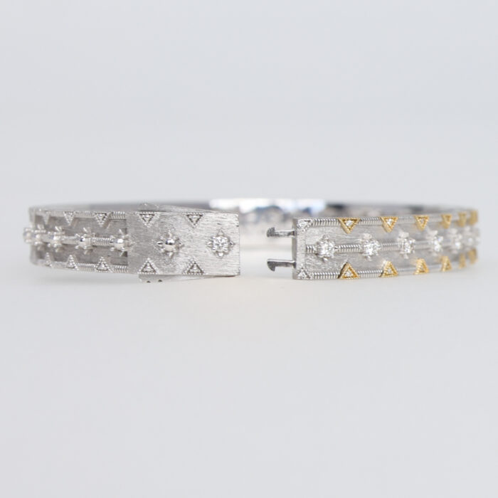 Lisse Borderland triangle bracelet - Image 5