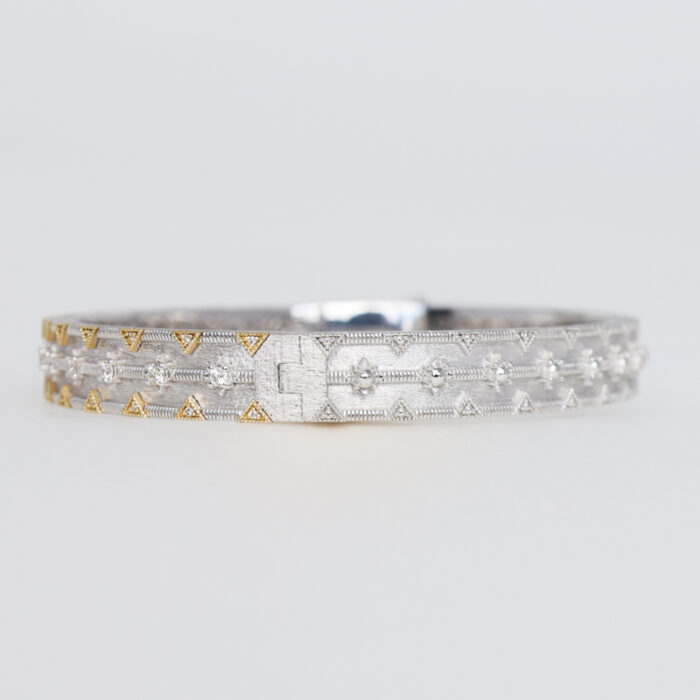 Lisse Borderland triangle bracelet - Image 4