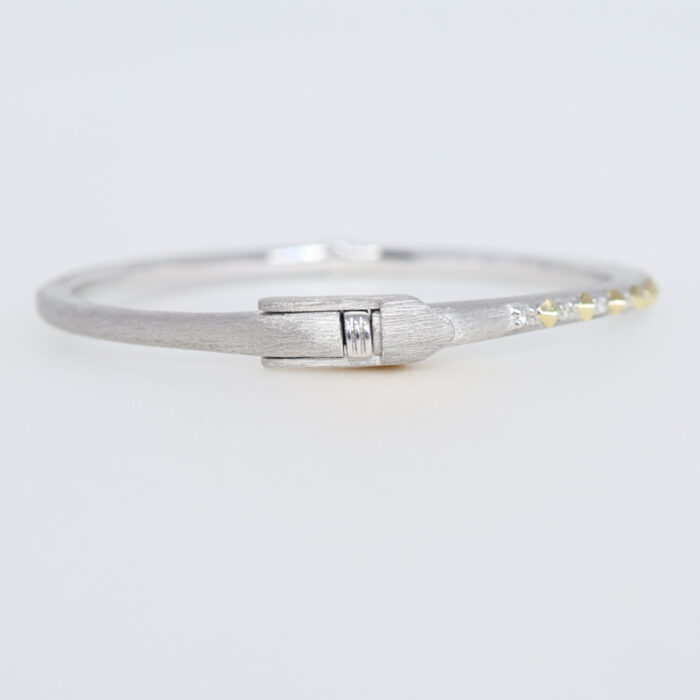 narrow gold pyramid pavé bangle - Image 7