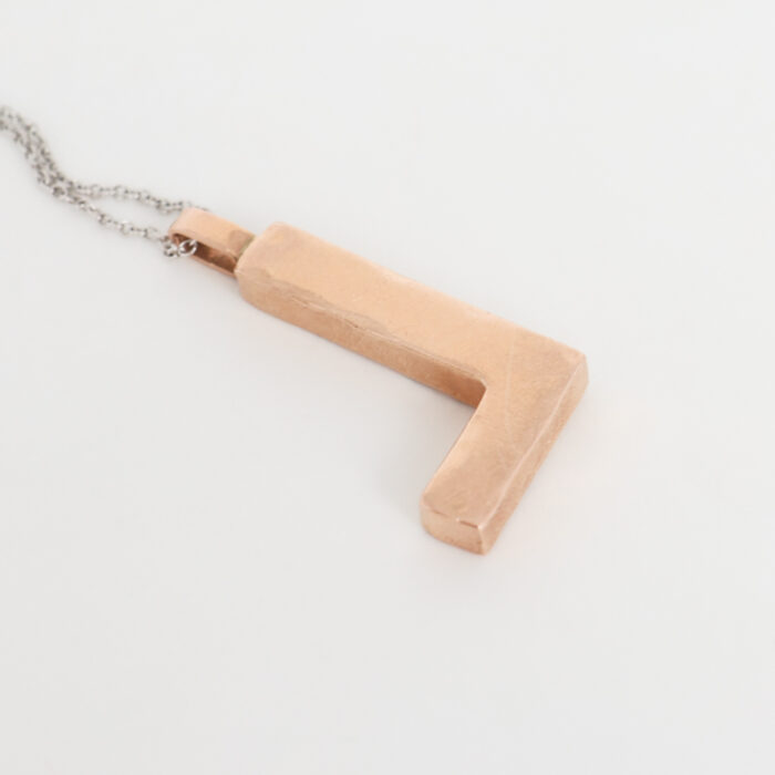 diamond and solid gold initial "L" pendant necklace - Image 4
