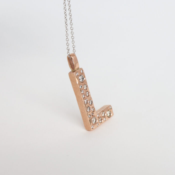 diamond and solid gold initial "L" pendant necklace - Image 3