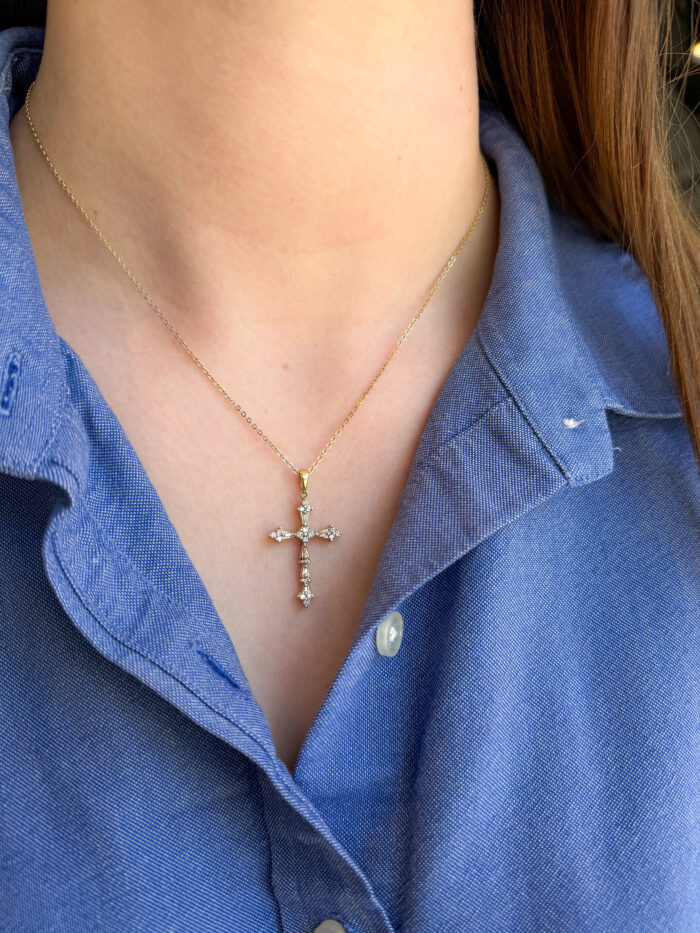 reserved: diamond old word cross pendant & solid gold cable chain pairing - Image 2