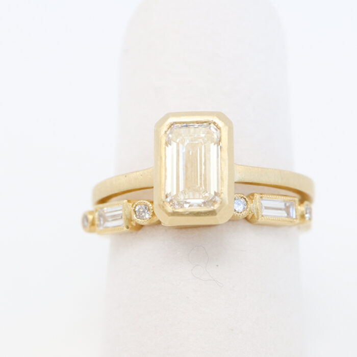 the masterpiece emerald cut diamond bezel ring - Image 3