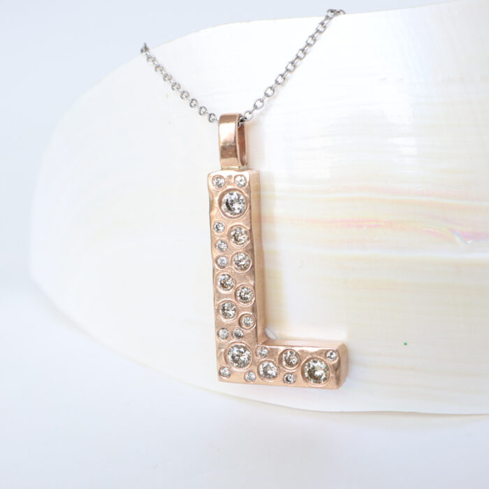 diamond and solid gold initial "L" pendant necklace - Image 3