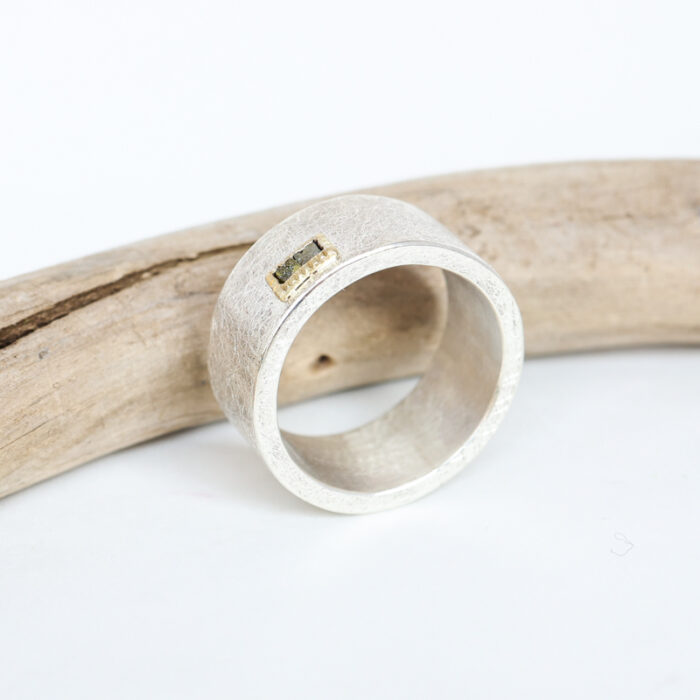 wide paired raw diamond cube band - Image 3