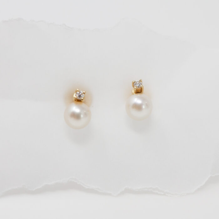 diamond & pearl drop earrings - Image 3