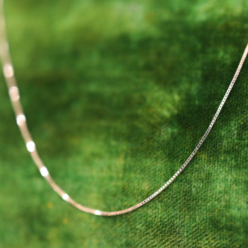 fine box chain solid gold