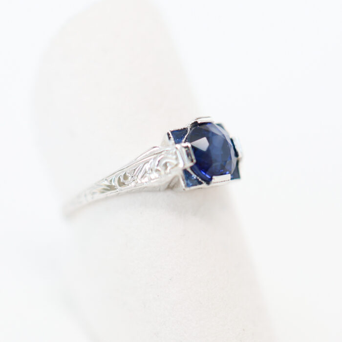 antique multi-shape sapphire and white gold ring - Image 2
