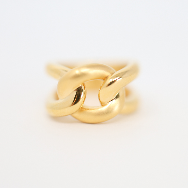 twisted link, bold solid yellow gold fashion ring