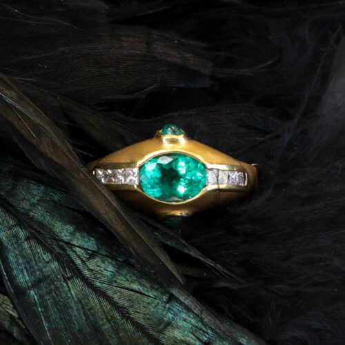 oval emerald cabochon signet ring, estate fine jewelry, salt hill jewelry
