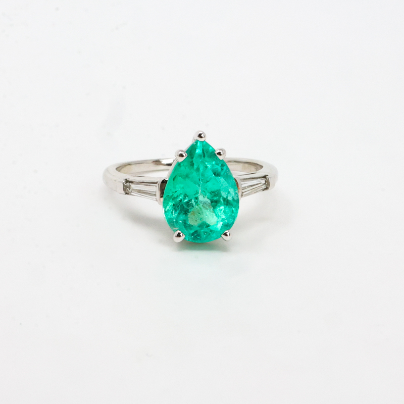 colombian emerald and diamond ring, pear shaped, estate fine jewelry