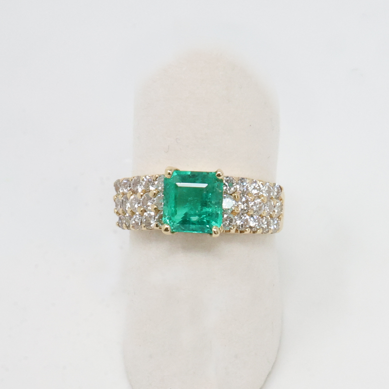 GIA-certified Colombian emerald and diamond ring, estate fine jewelry