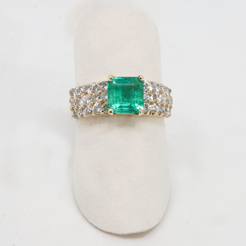 Colombian emerald and diamond ring - Image 2