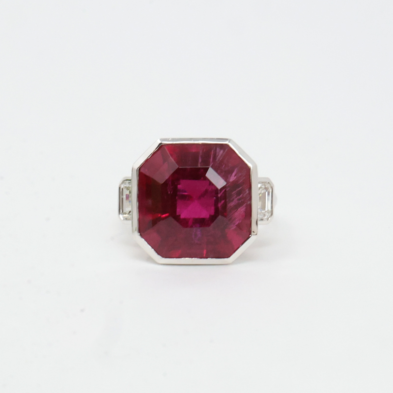 11.27ct rubellite and diamond cocktail ring - Image 3