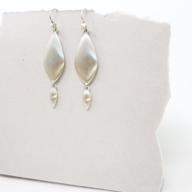 Sevim earring silver by dan-yell