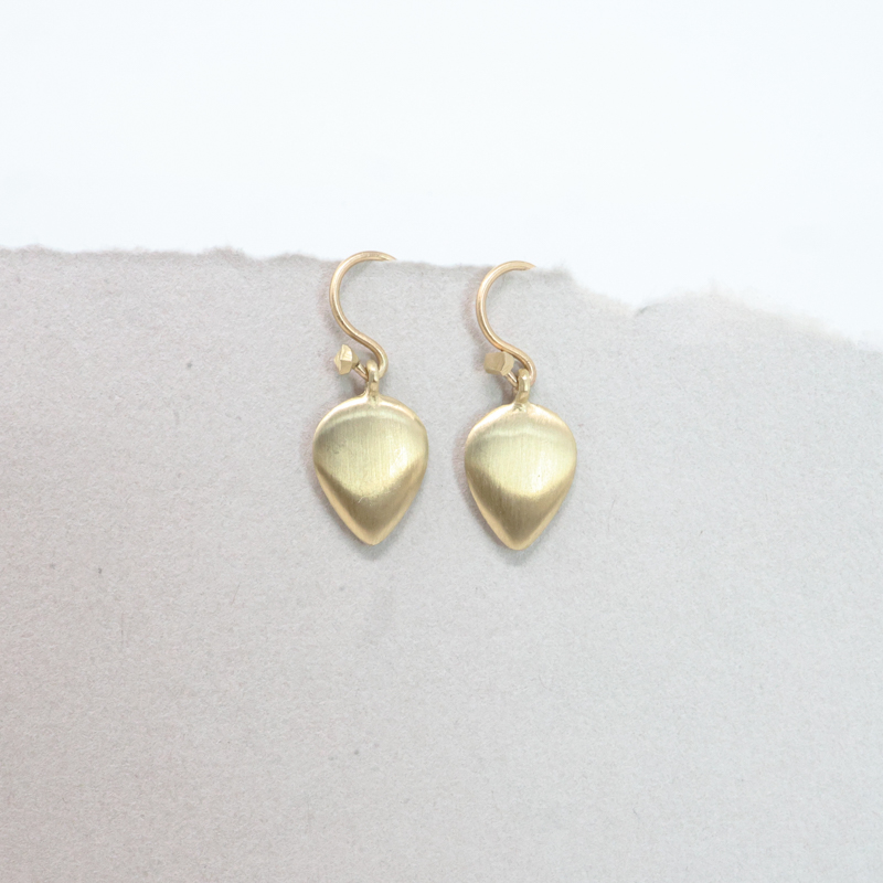 ravan drop earrings in yellow gold, dan-yell at Salt Hill Jewelry store downtown F/argo