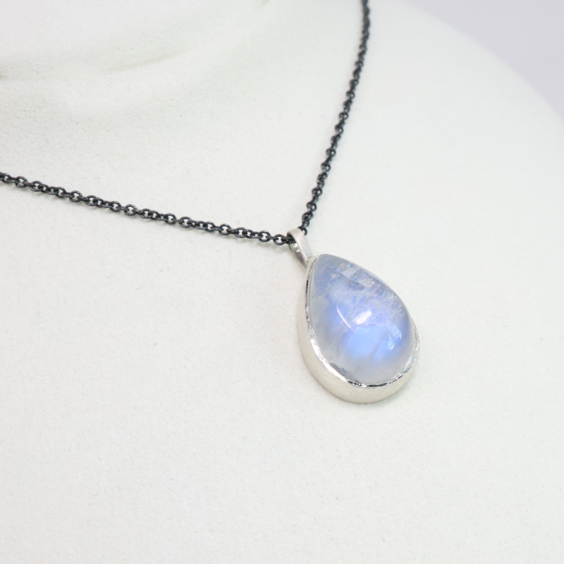 Karin Jacobson large moonstone pendant necklace